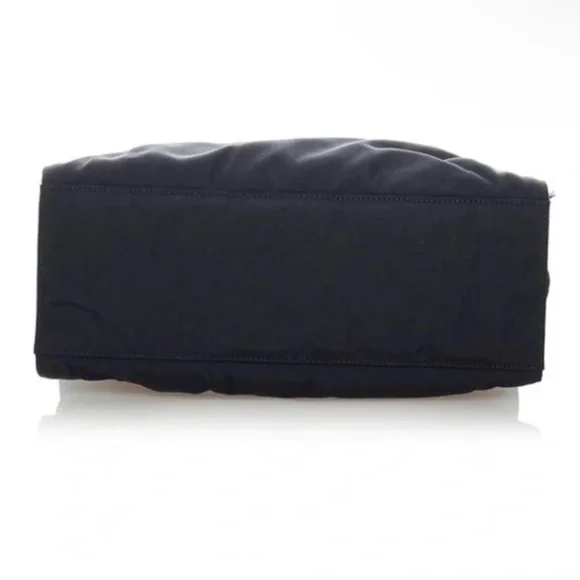 Gucci Nylon black bag with Gunmetal Silver handles 002-1025 200682 EUC - Picture 14 of 16